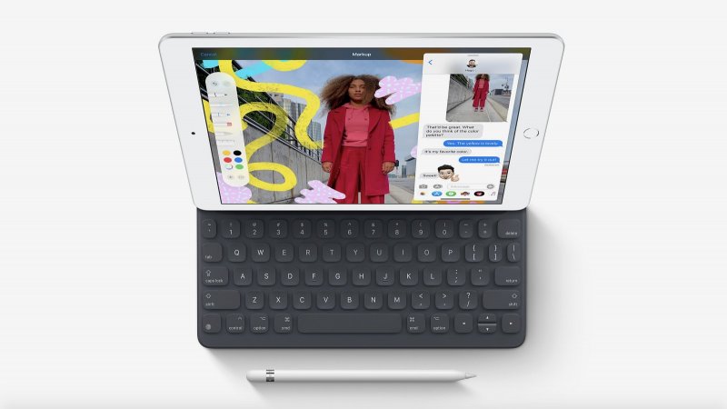Apple iPad 10.2'' (2019) press image
