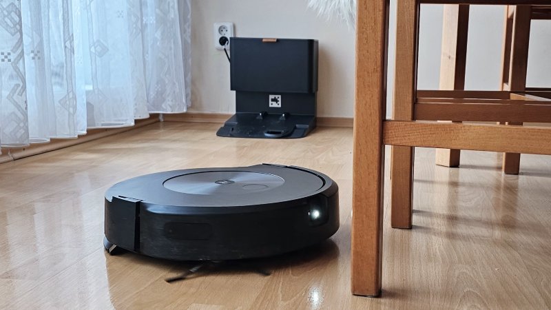 iRobot Roomba Combo j7+ recenzia